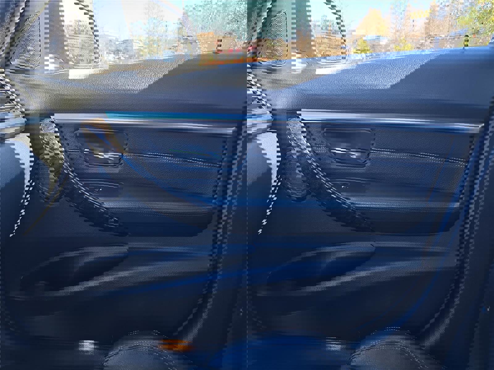 Used 2016 BMW 340i xDrive Sedan image 24