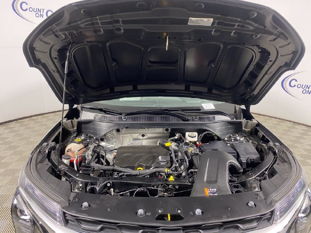Certified 2024 Chevrolet Trax LS w/ LS Convenience Package FWD image 25