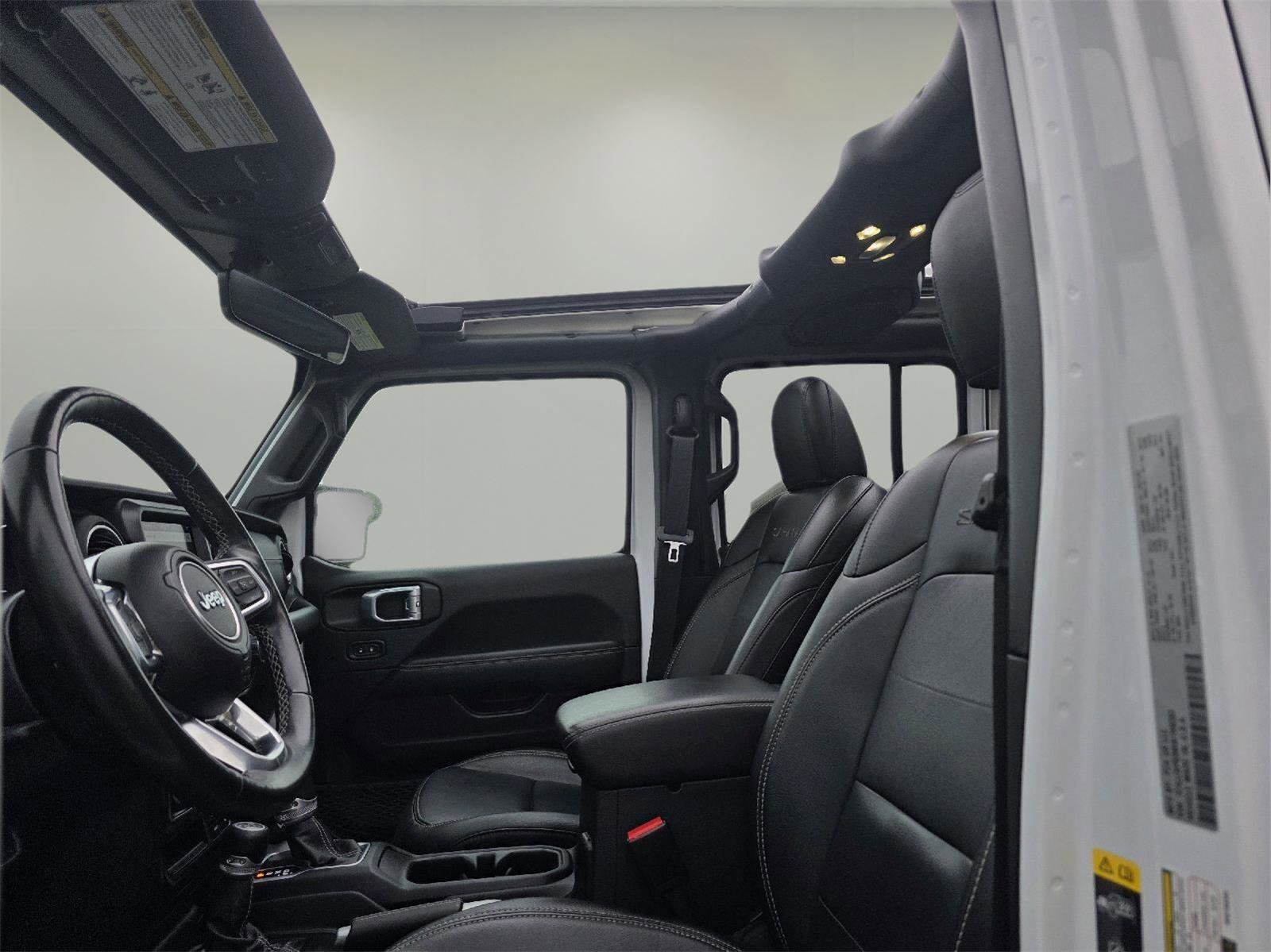 Used 2021 Jeep Wrangler Unlimited Sahara w/ Cold Weather Group image 26