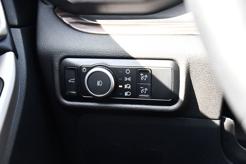 Used 2024 Ford Explorer Limited AWD/4WD image 40