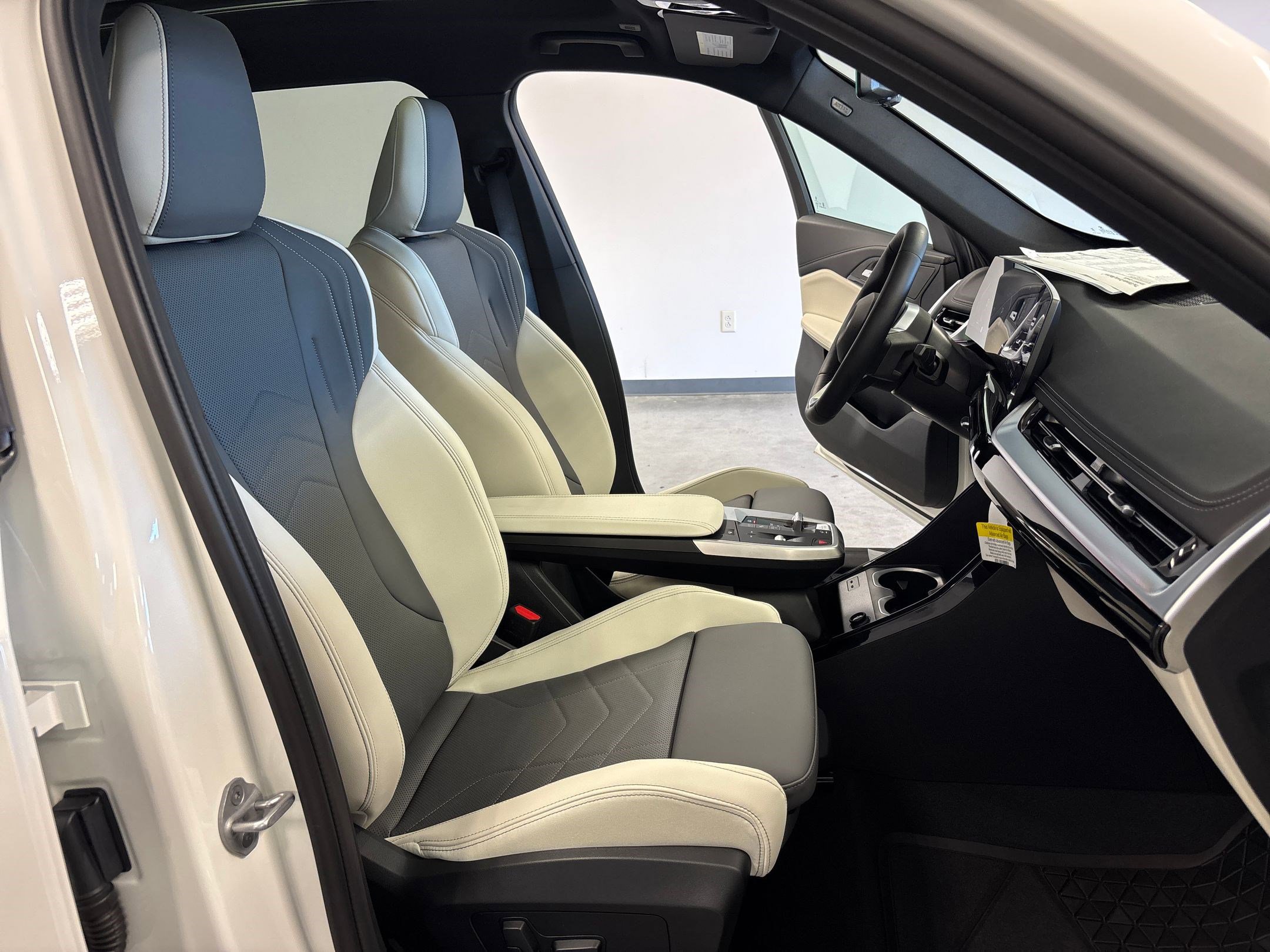 New 2026 BMW X1 xDrive28i w/ Convenience Package image 39