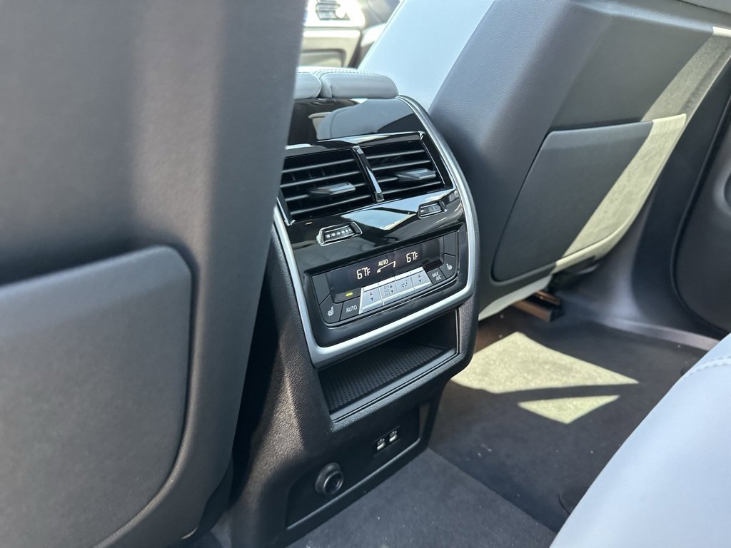New 2026 BMW X5 M60i image 24