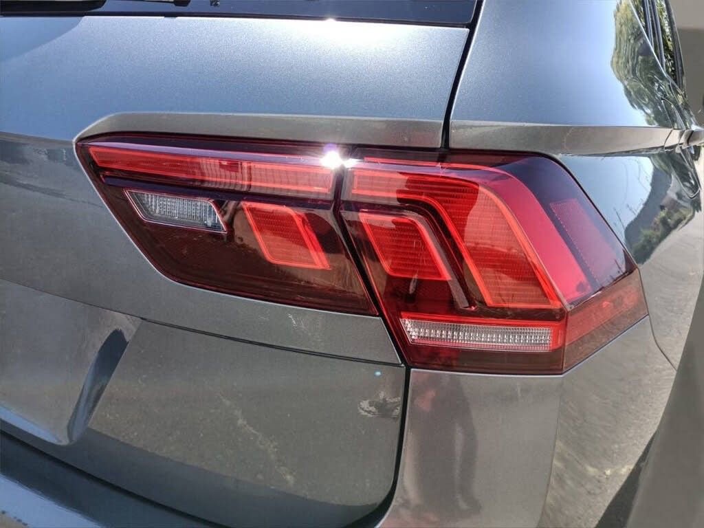 Used 2021 Volkswagen Tiguan S image 15