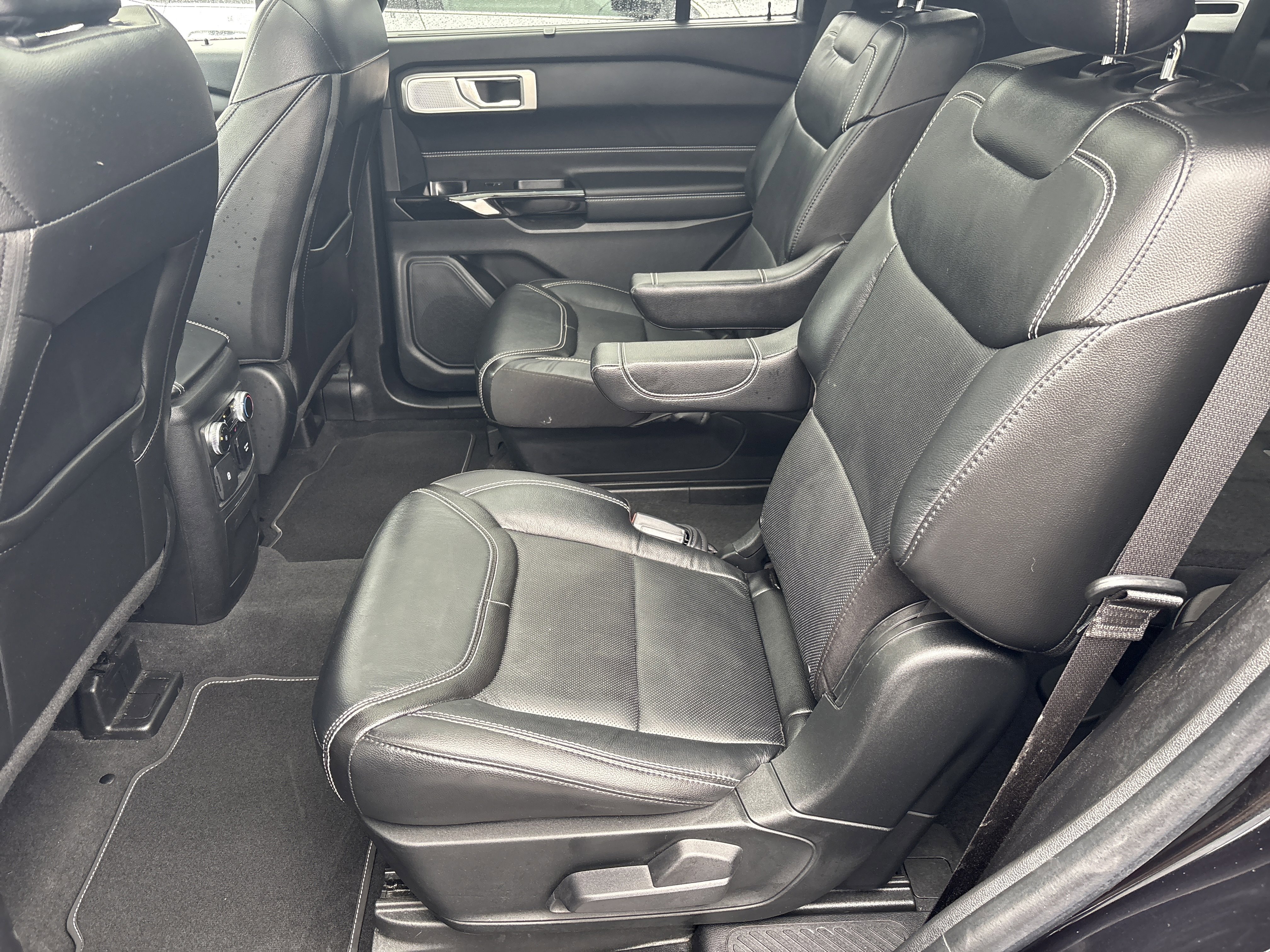 Used 2022 Ford Explorer ST w/ Equipment Group 401A image 20