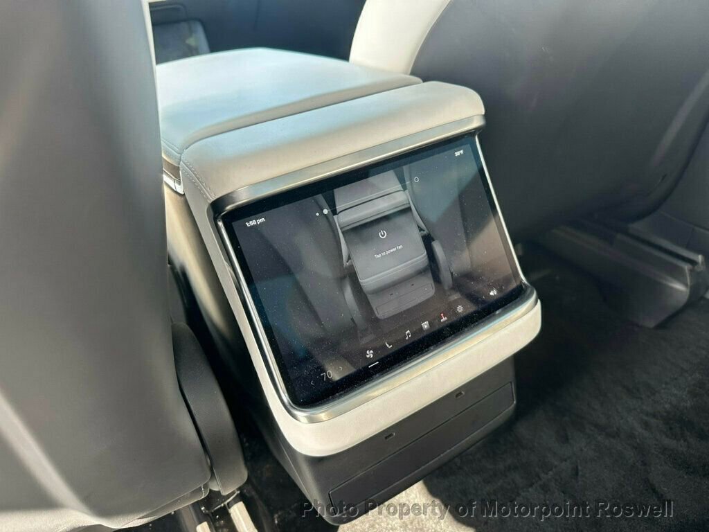 Used 2024 Tesla Model X Plaid image 10