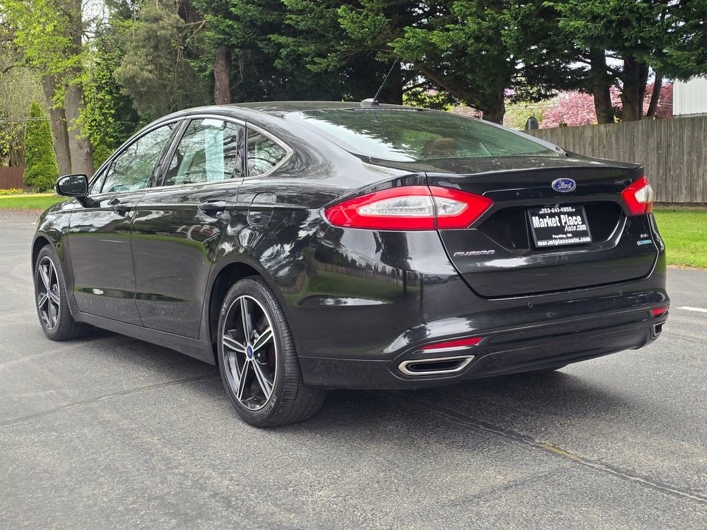 Used 2015 Ford Fusion SE w/ Equipment Group 202A FWD image 4