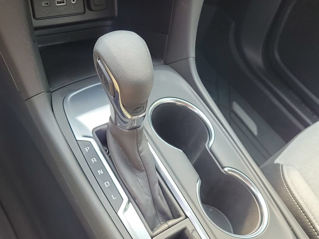 Used 2024 Chevrolet Equinox LS w/ LS Convenience Package FWD image 33
