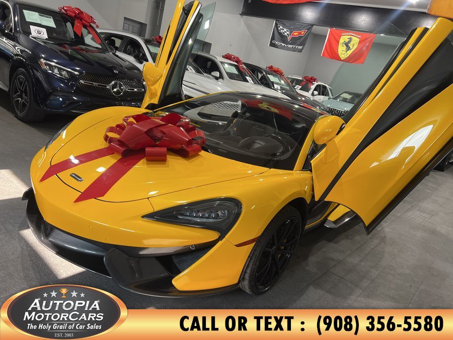 Used 2017 McLaren 570S RWD image 2