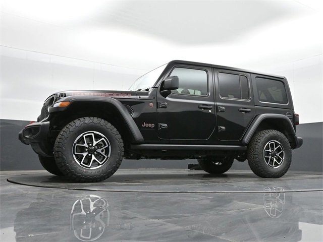 Used 2024 Jeep Wrangler Unlimited Rubicon w/ Technology Group image 42