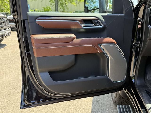 New 2026 GMC Sierra 3500 Denali Ultimate w/ Snow Plow Prep/Camper Package AWD/4WD image 9