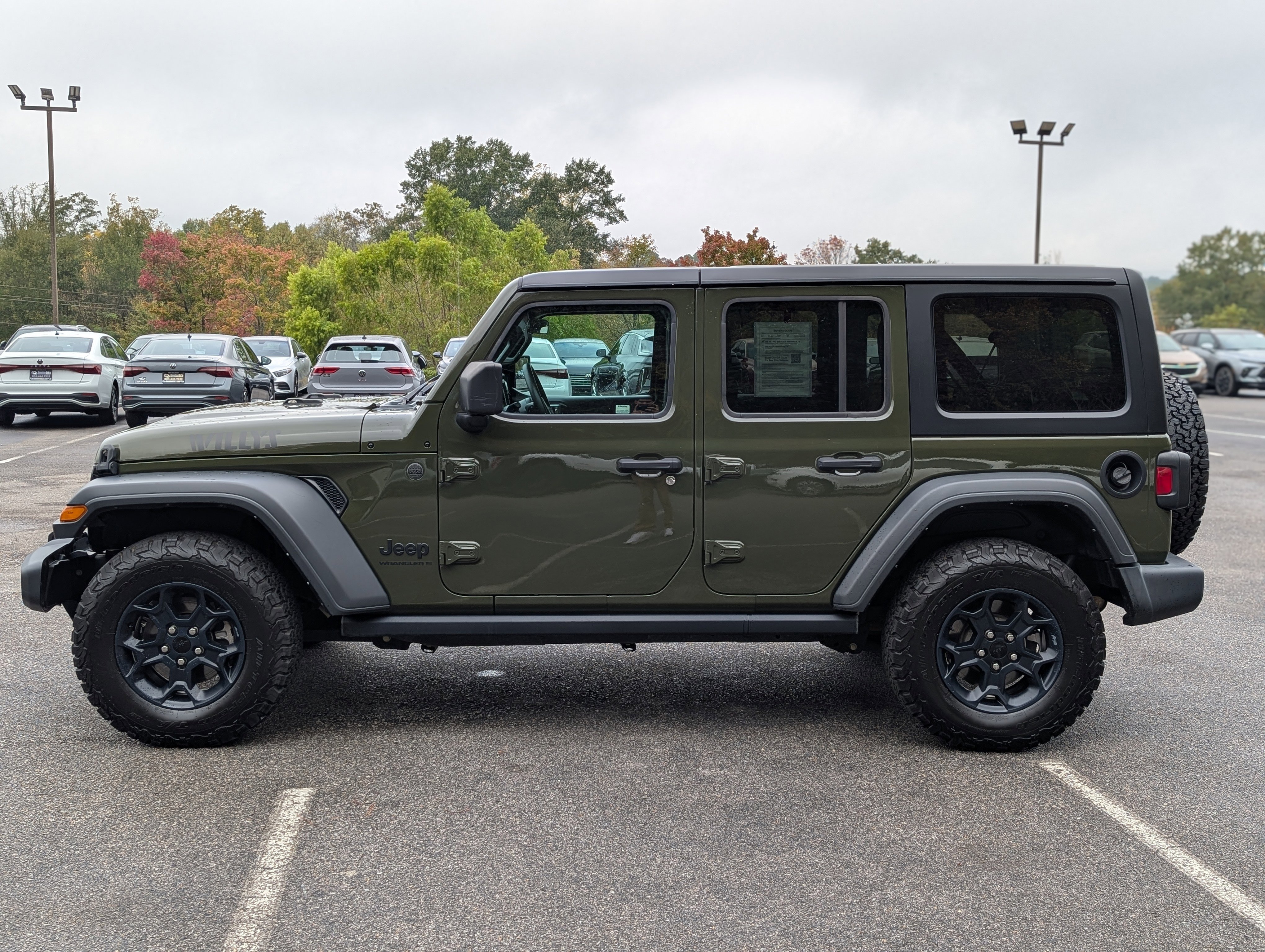 Used 2023 Jeep Wrangler Unlimited Sport image 6