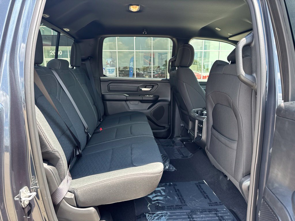 New 2026 RAM 1500 Express AWD/4WD image 26