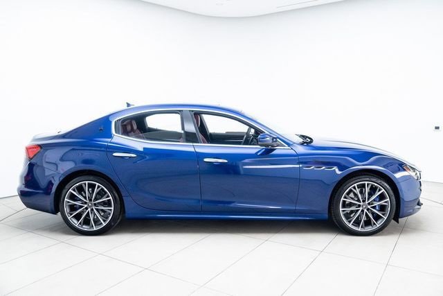 Used 2023 Maserati Ghibli Modena image 4