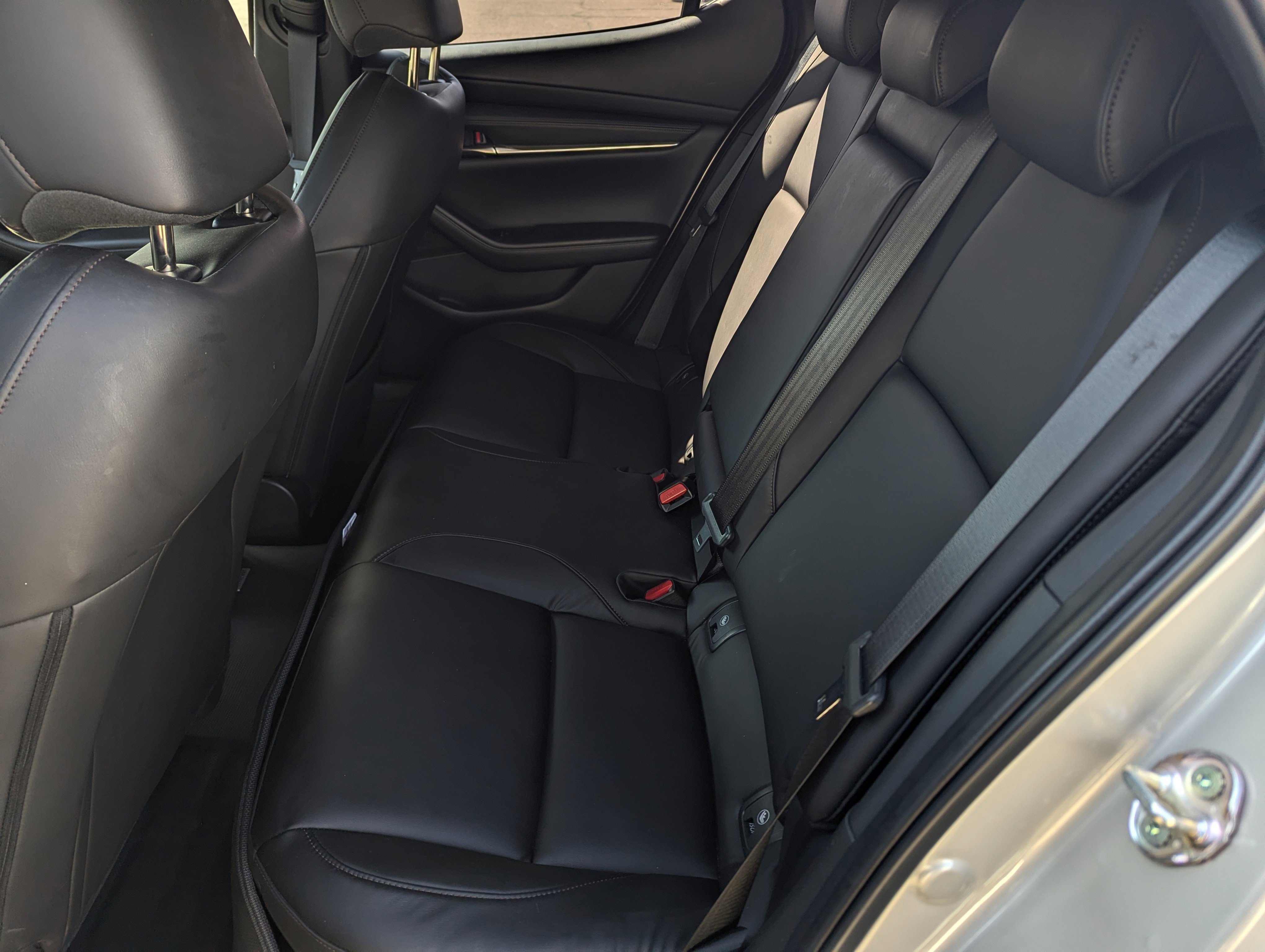 Used 2023 MAZDA MAZDA3 s image 8