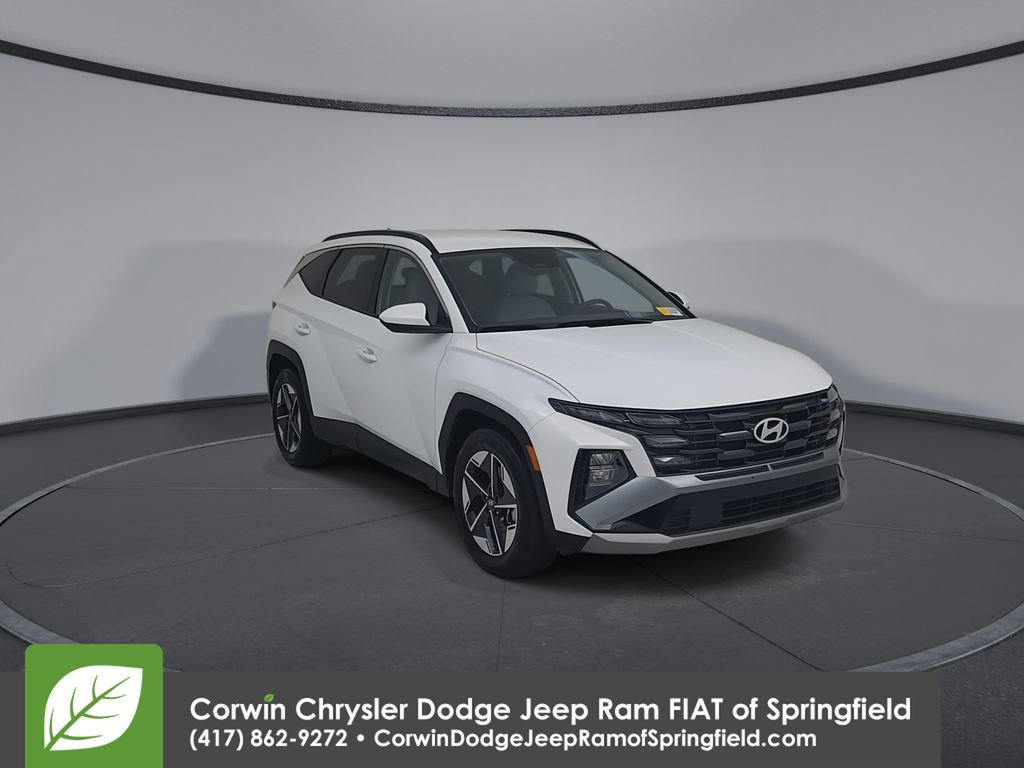 Used 2025 Hyundai Tucson SEL FWD image 2