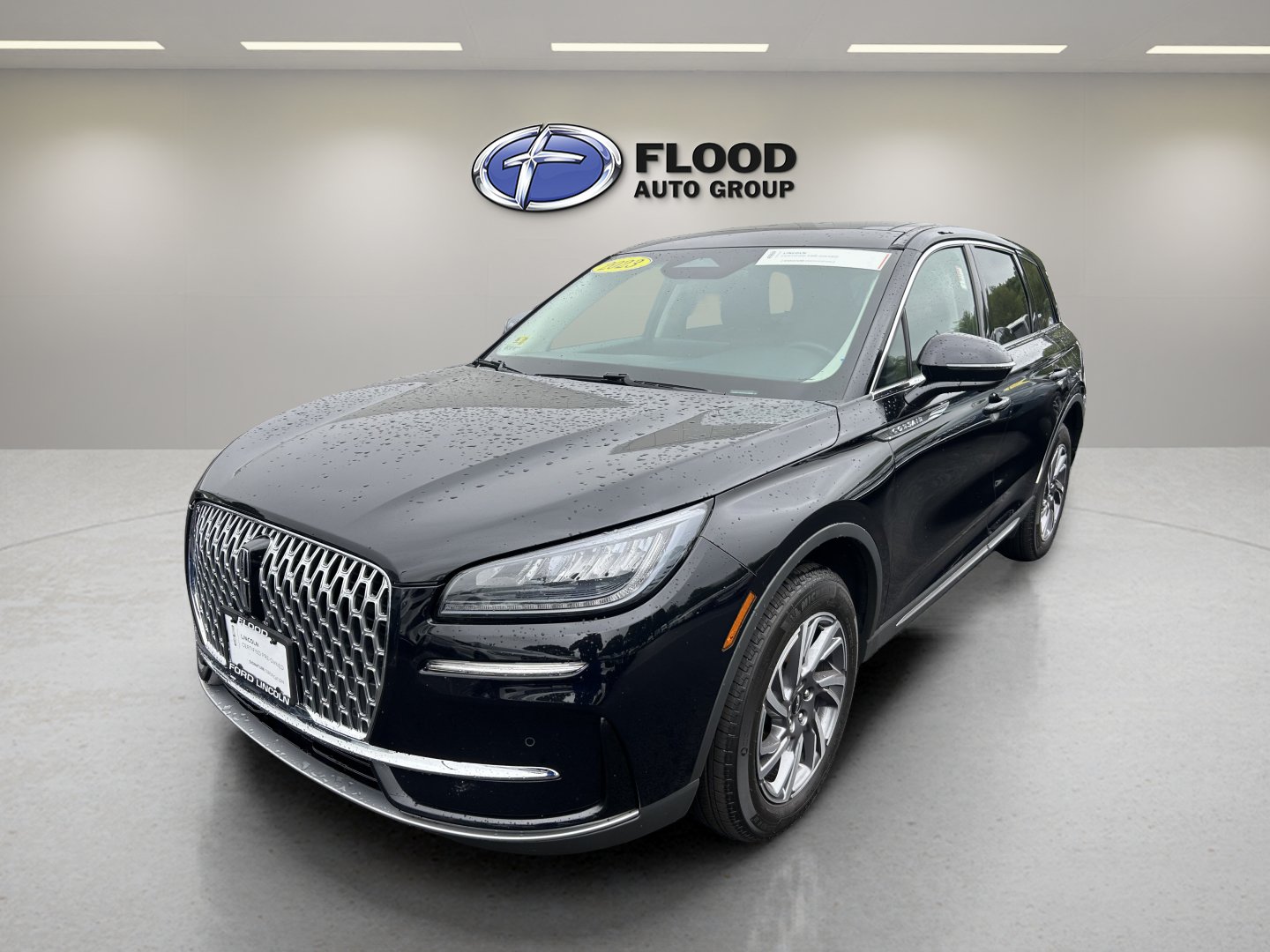 Certified 2023 Lincoln Corsair AWD w/ Equipment Group 101A image 3