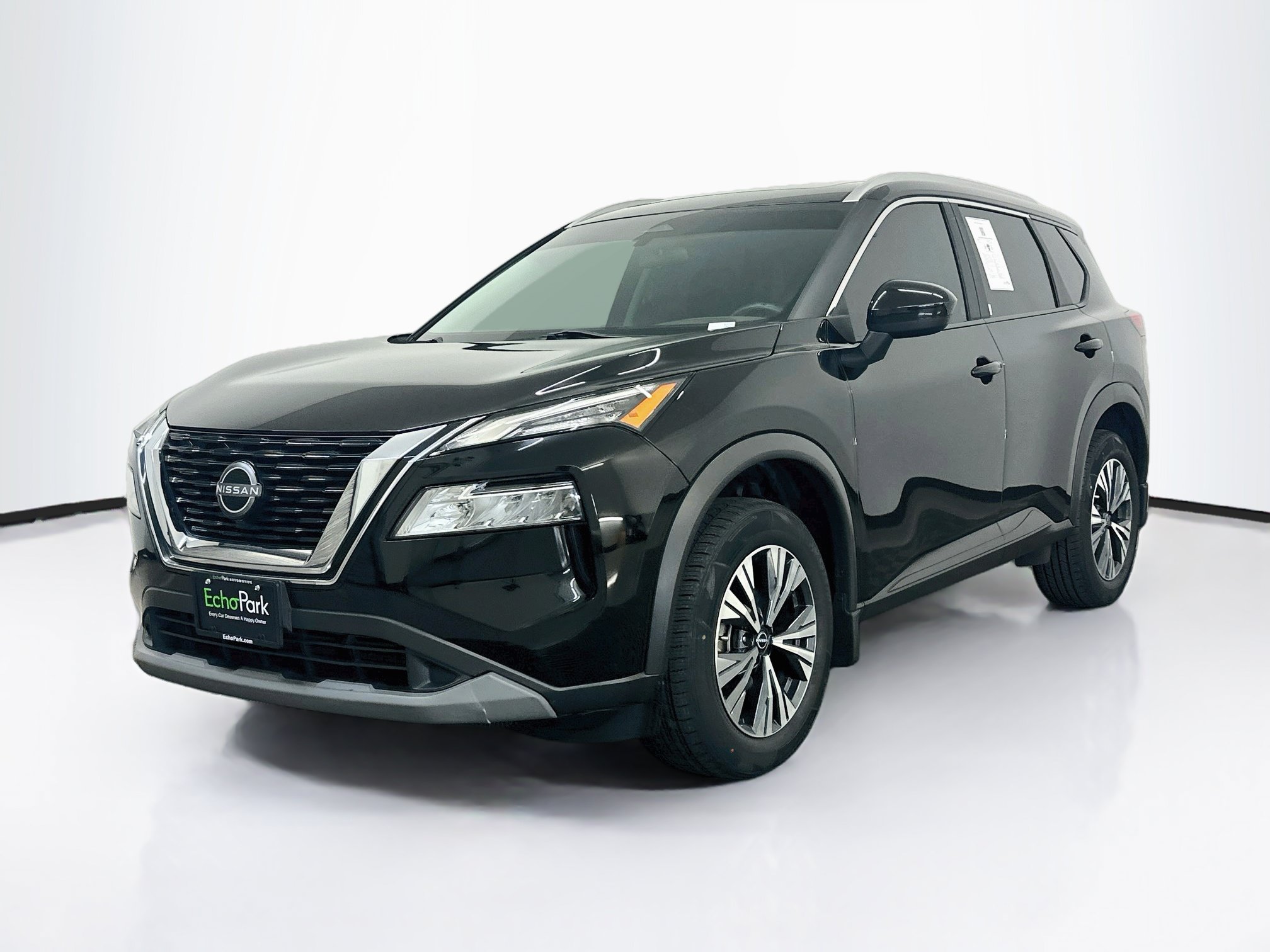 Used 2023 Nissan Rogue SV w/ SV Premium B Package AWD/4WD image 3