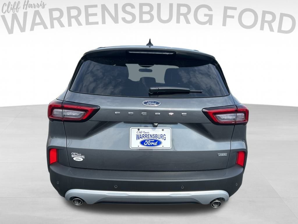 New 2025 Ford Escape SE image 6