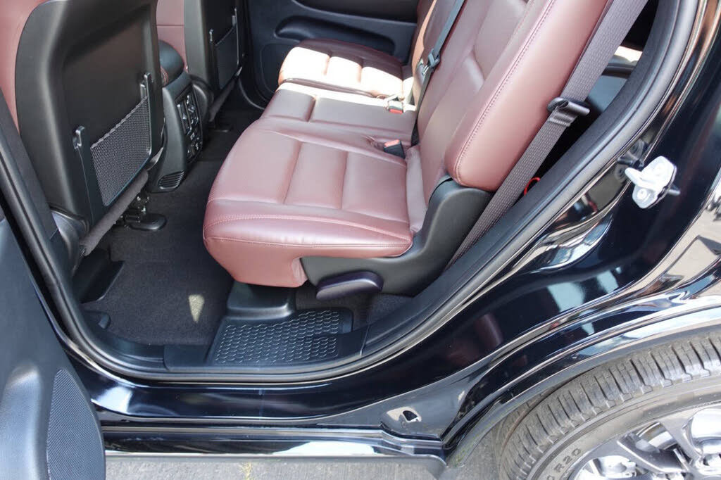 Used 2024 Dodge Durango R/T w/ Blacktop Package AWD/4WD image 27