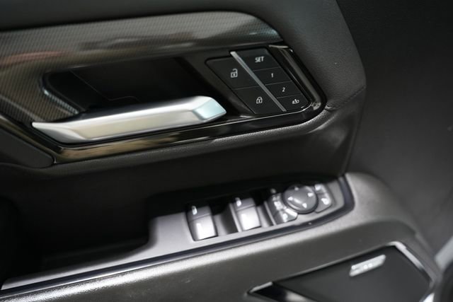 Used 2024 GMC Sierra 3500 AT4 w/ AT4 Premium Plus Package image 12