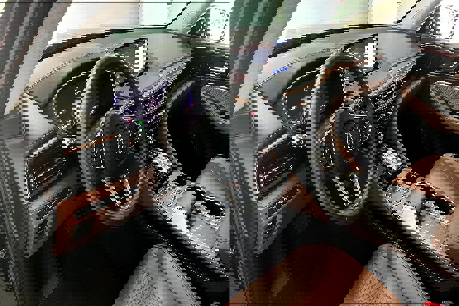 Certified 2023 Acura MDX w/Technology Package image 2