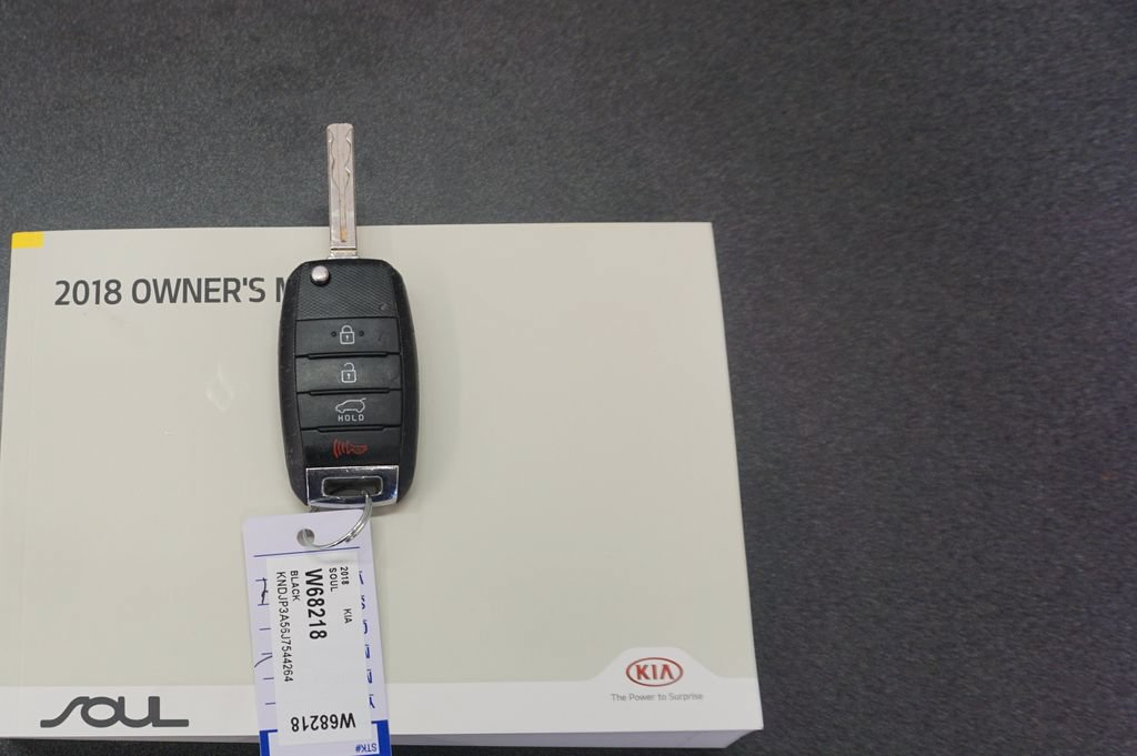 Used 2018 Kia Soul + FWD image 14