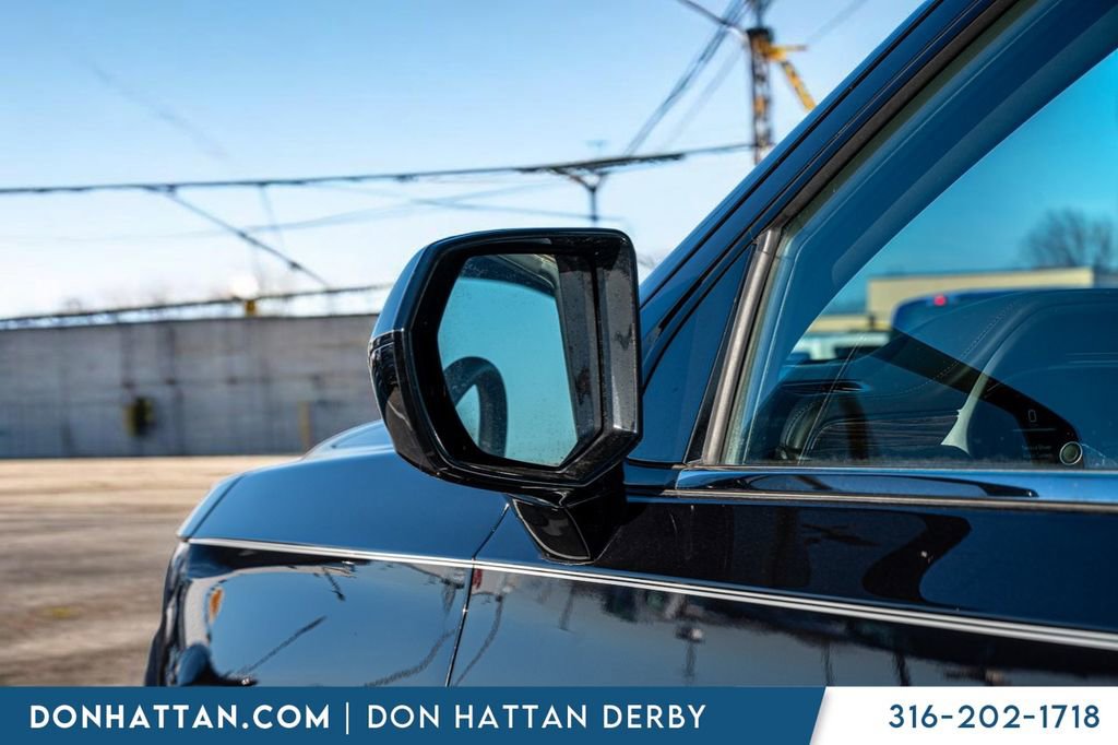 Used 2023 Chevrolet Tahoe LT image 28