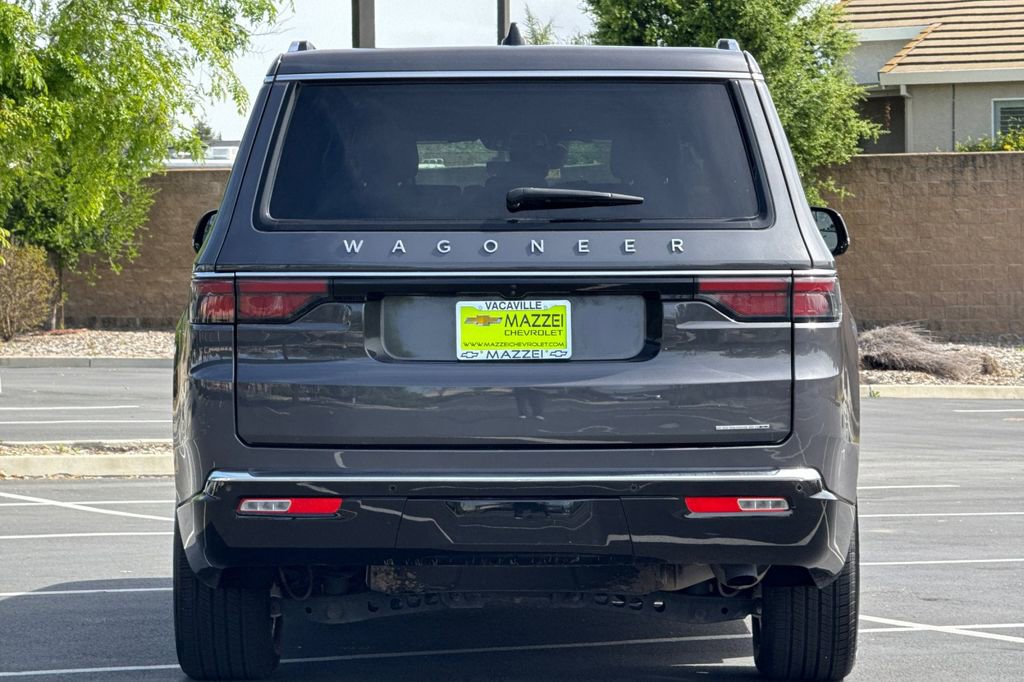 Used 2024 Jeep Wagoneer Series II w/ Flexible Seating Group image 11