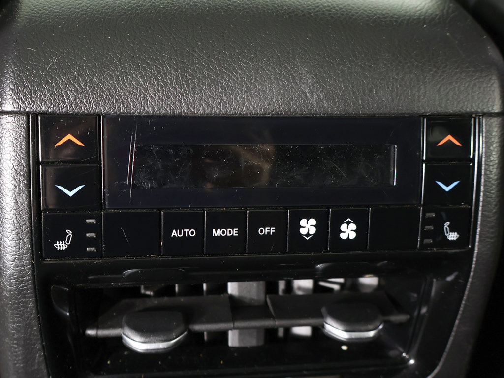 Used 2022 Jeep Grand Cherokee Overland w/ Luxury Tech Group IV AWD/4WD image 62
