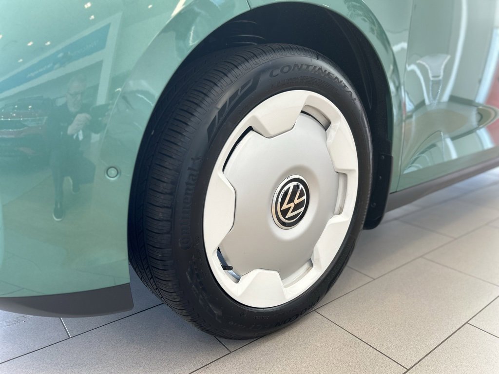 New 2025 Volkswagen ID. Buzz 1st Edition image 9