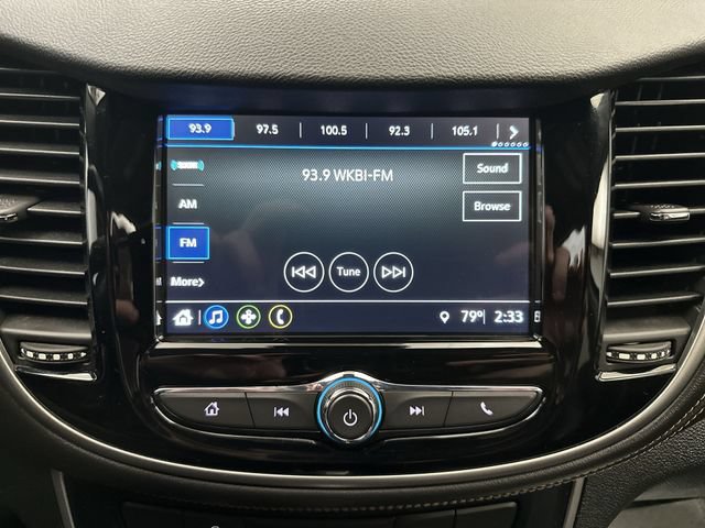 Used 2018 Chevrolet Trax LT w/ LT Convenience Package FWD image 15