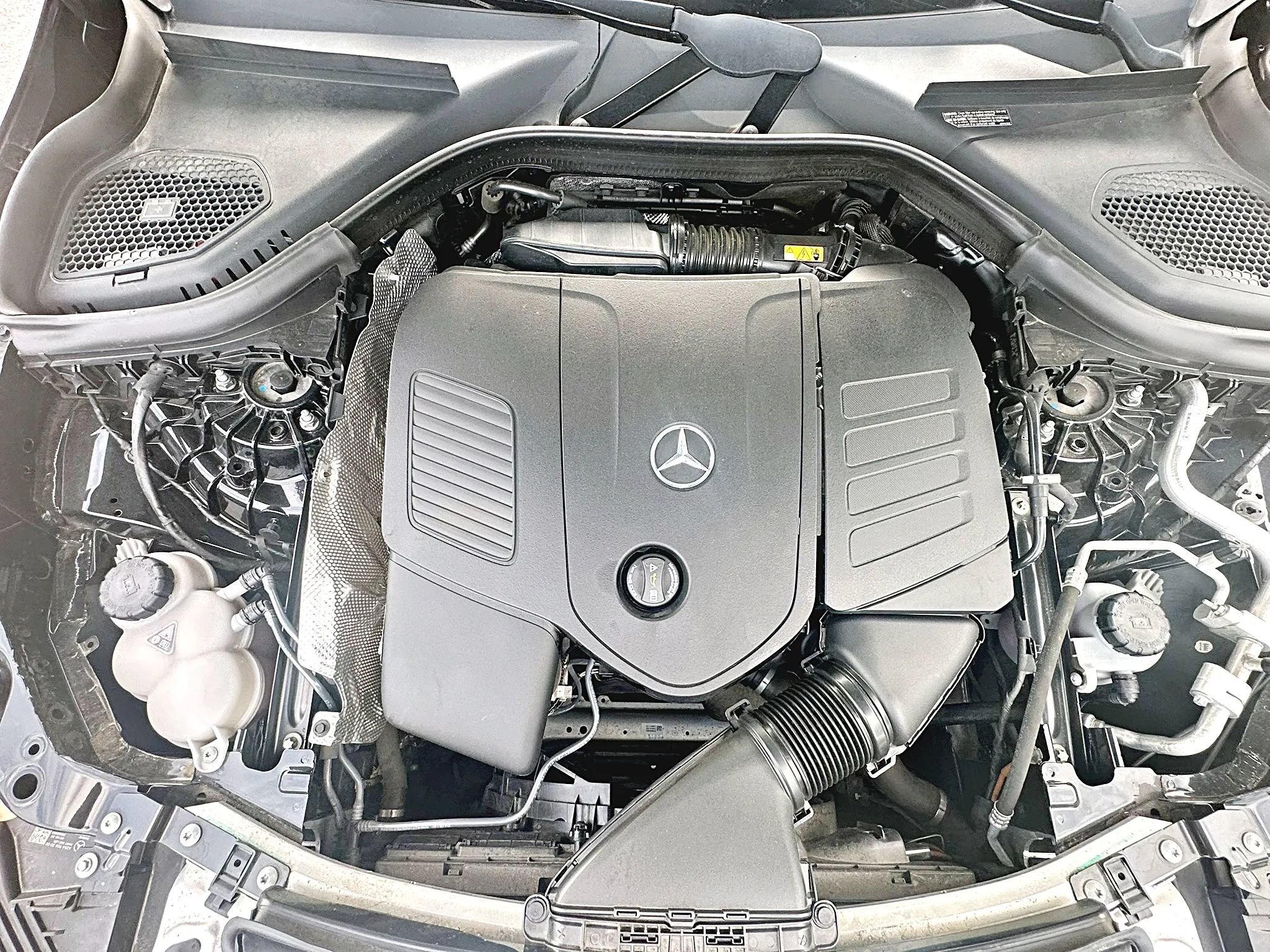 Used 2023 Mercedes-Benz GLC 300 4MATIC image 55