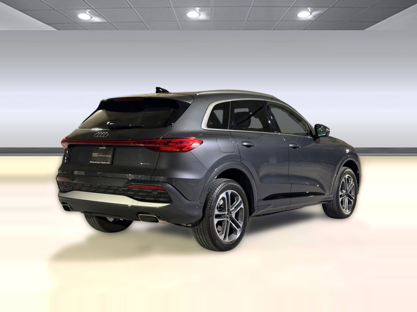 Certified 2025 Audi Q5 Premium Plus w/ Premium Plus image 9