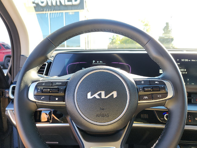 Used 2025 Kia Sportage EX AWD/4WD image 19