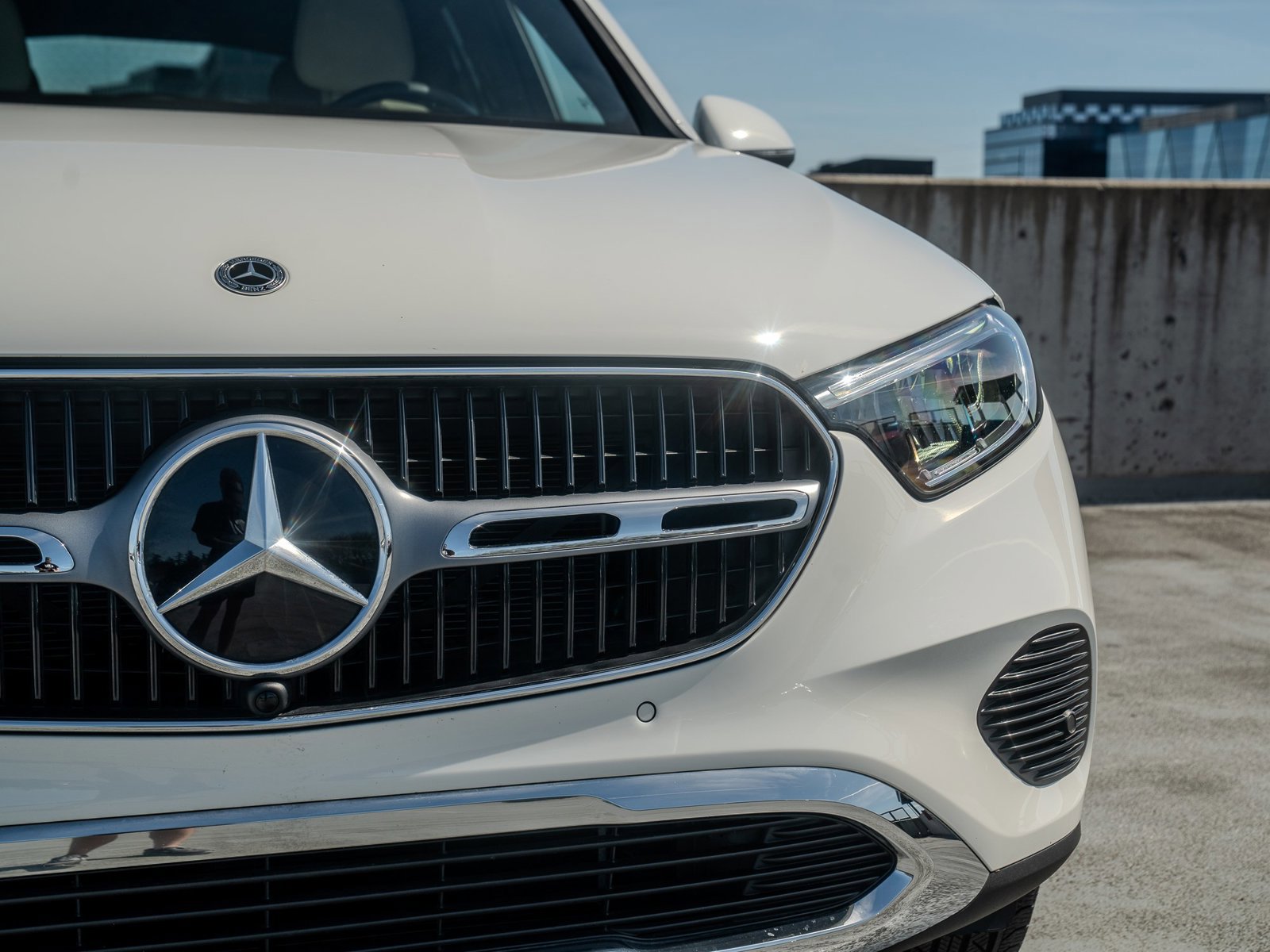 Used 2023 Mercedes-Benz GLC 300 4MATIC image 7