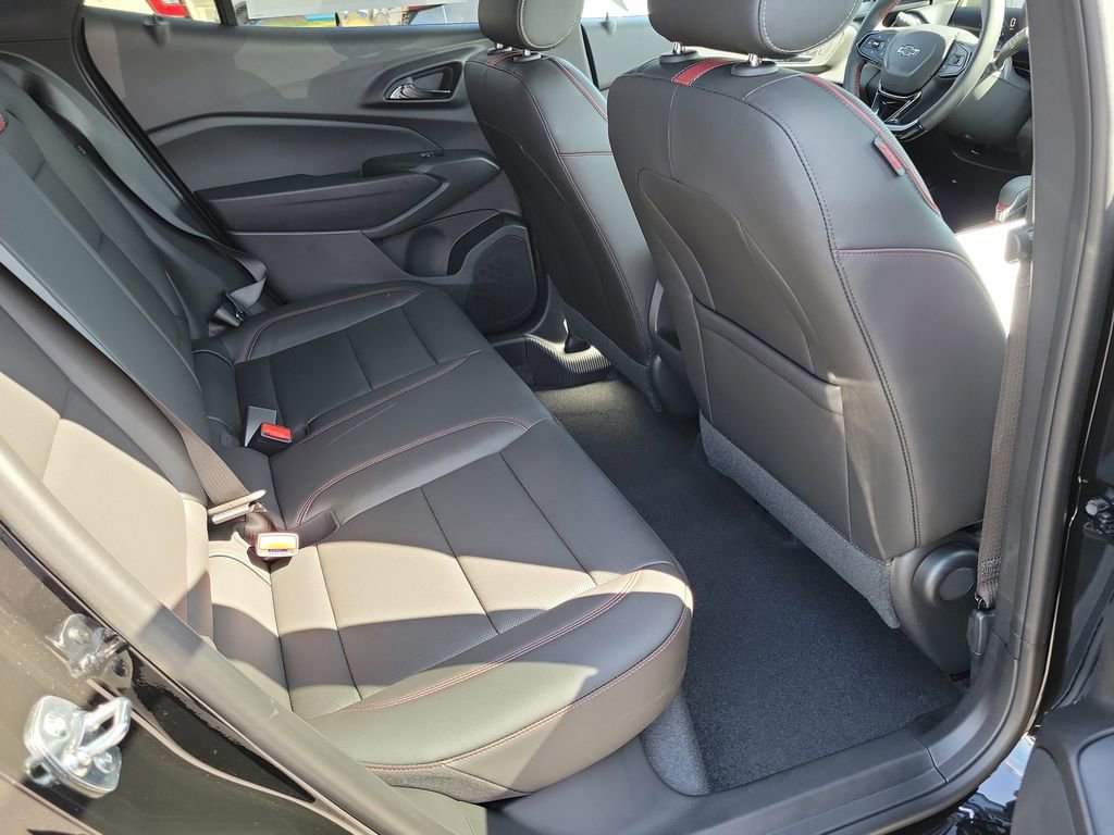 New 2026 Chevrolet Trax RS w/ Driver Confidence Package FWD image 16