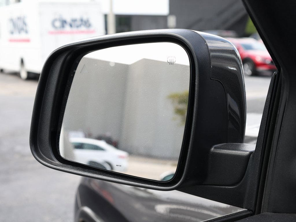 Used 2021 Jeep Grand Cherokee Laredo X image 10