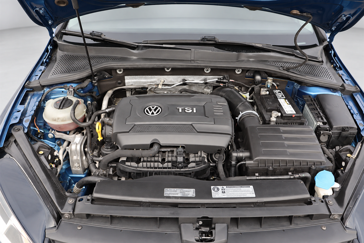 Used 2016 Volkswagen Golf SE FWD image 42