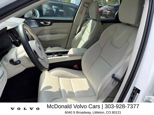 Used 2023 Volvo XC60 B5 Ultimate w/ Climate Package AWD/4WD image 12