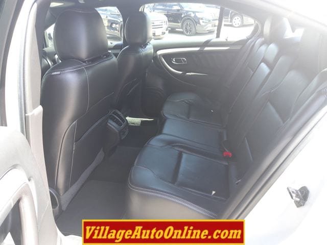 Used 2016 Ford Taurus SEL w/ Equipment Group 201A AWD/4WD image 28
