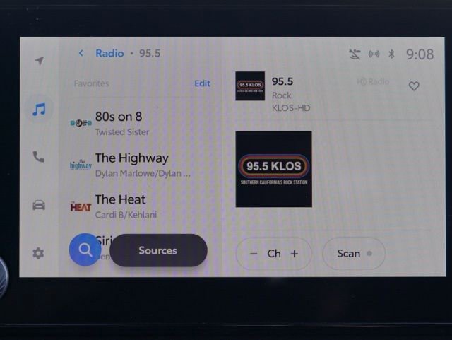 Certified 2023 Toyota RAV4 SE image 32