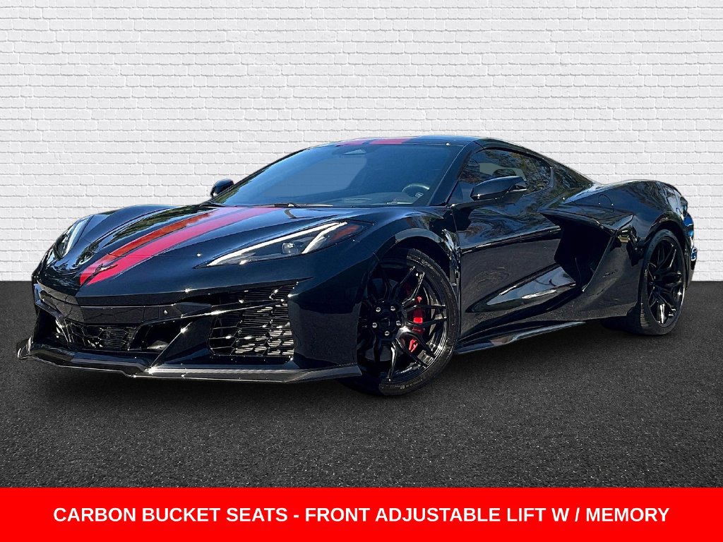 Used 2024 Chevrolet Corvette Z06 RWD image 1