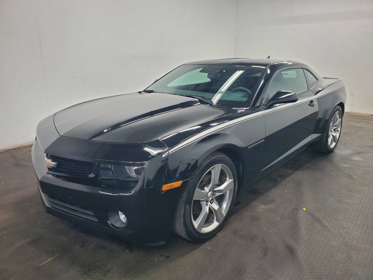 Used 2011 Chevrolet Camaro LT RWD image 1