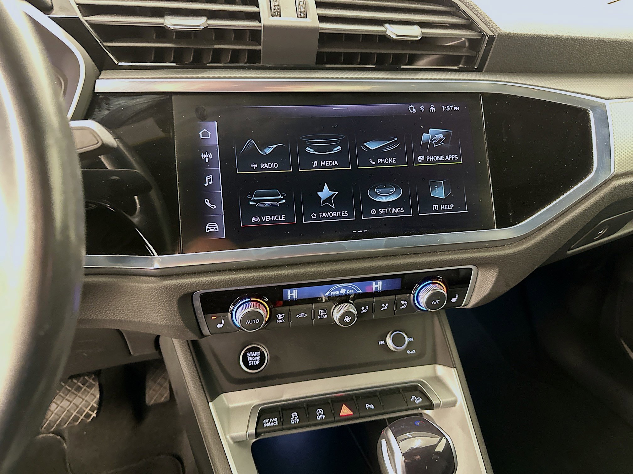 Used 2023 Audi Q3 2.0T Premium image 25