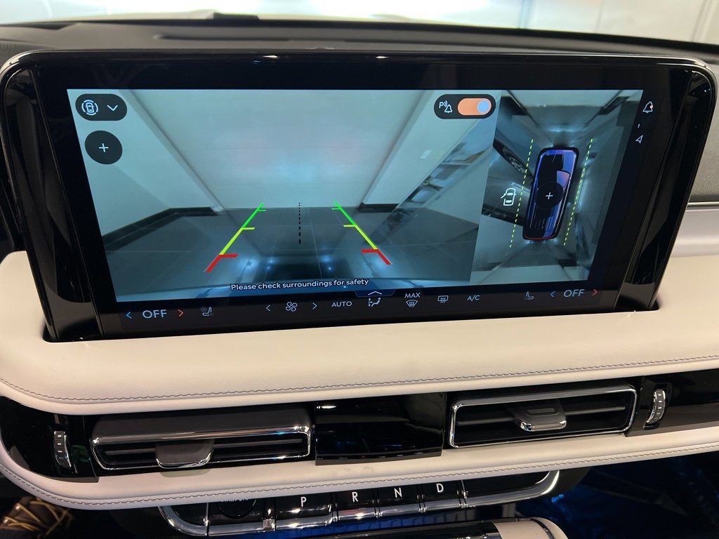 Used 2026 Lincoln Aviator Reserve image 13