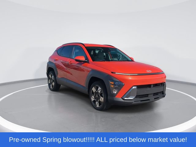 Used 2024 Hyundai Kona SEL AWD/4WD image 2