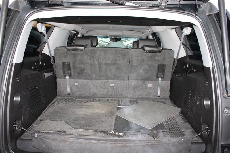 Used 2015 Chevrolet Suburban LT image 25