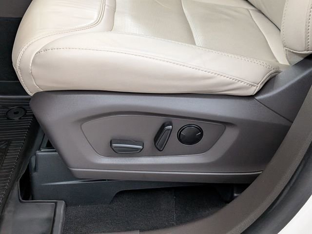 Certified 2023 Ford Explorer Platinum w/ Technology Package image 13