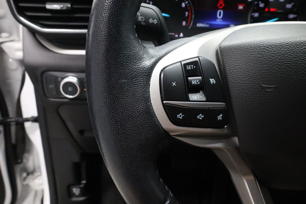 Certified 2022 Ford Explorer XLT w/ Equipment Group 202A image 28