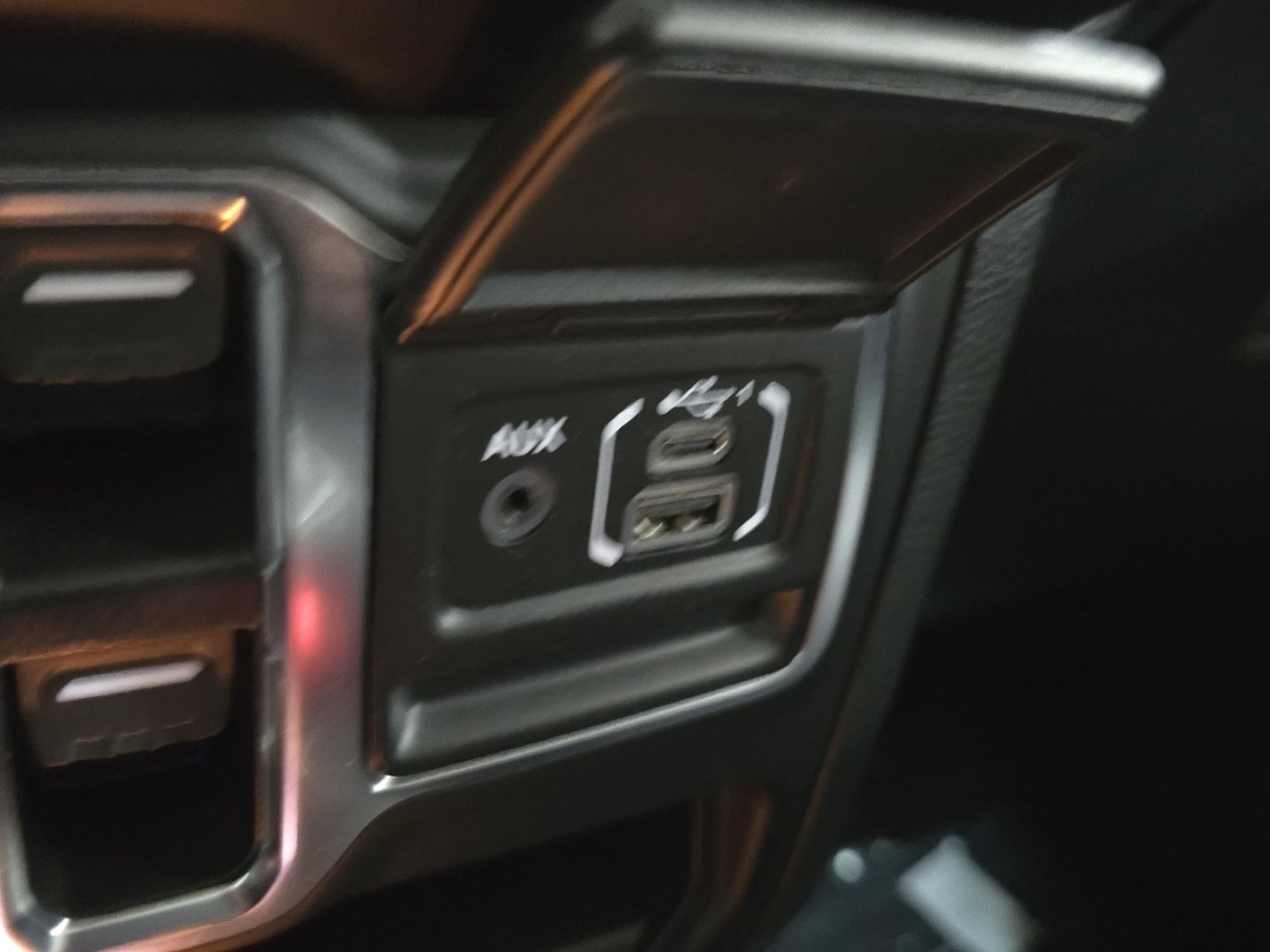 Used 2021 Jeep Wrangler Unlimited Sport image 29